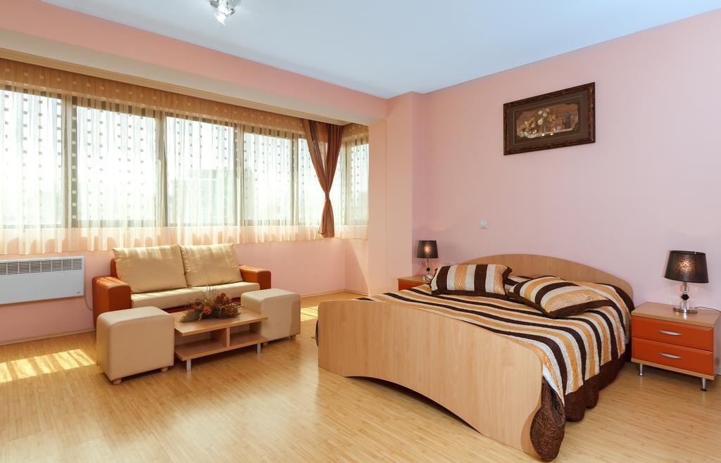 Green Center Gili Gostivar Exterior photo
